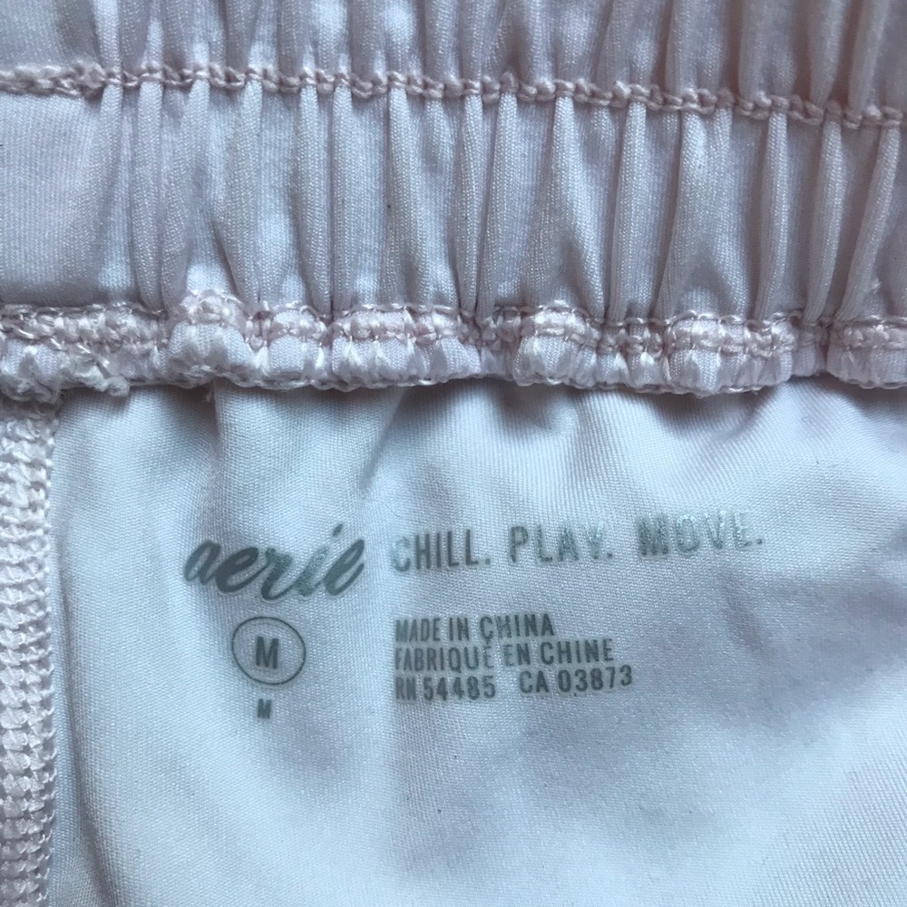 Aerie Pale Pink Cut Out Exercise Shorts, EUC, M - Picture 5 of 13